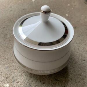 Premiere Fine China Dawn B9056 Sugar Bowl Japan